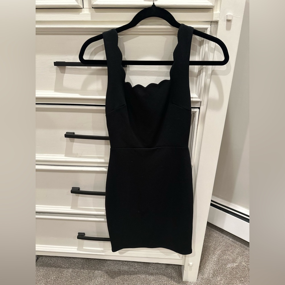 AQUA Scalloped top little black dress